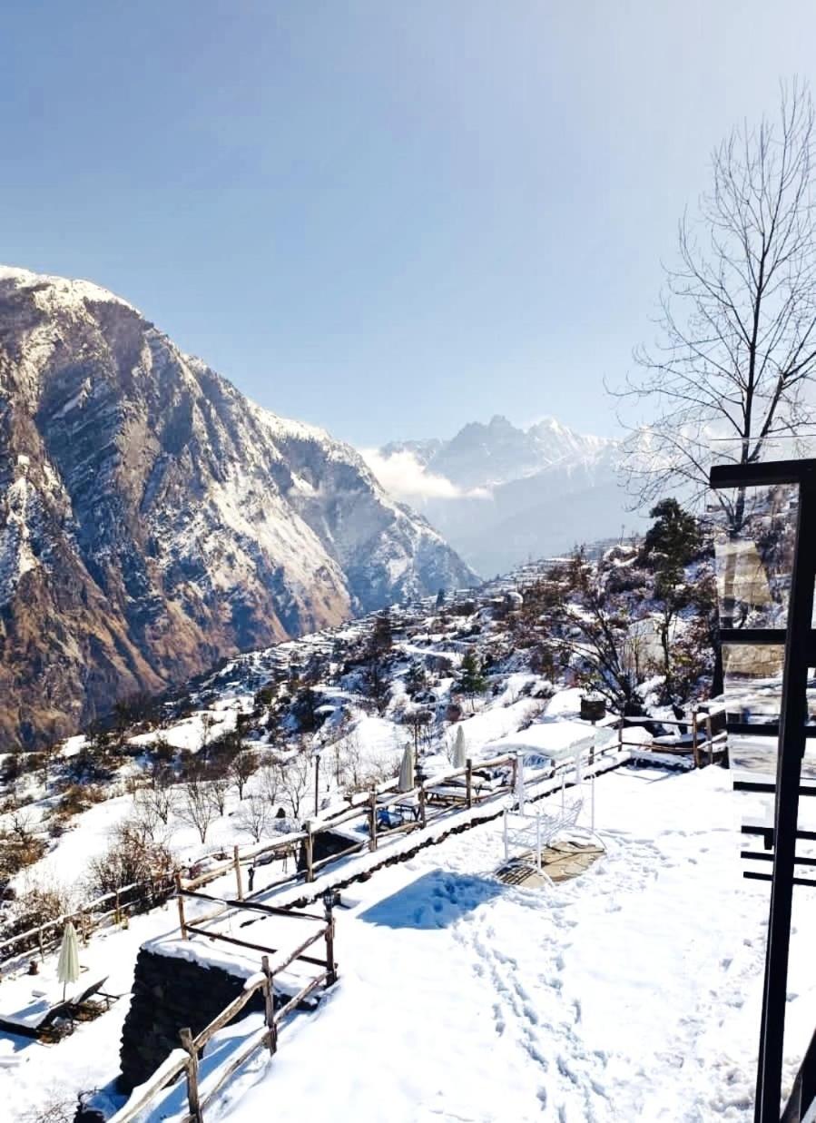 Faraway Cottages, Auli Joshīmath Exteriér fotografie