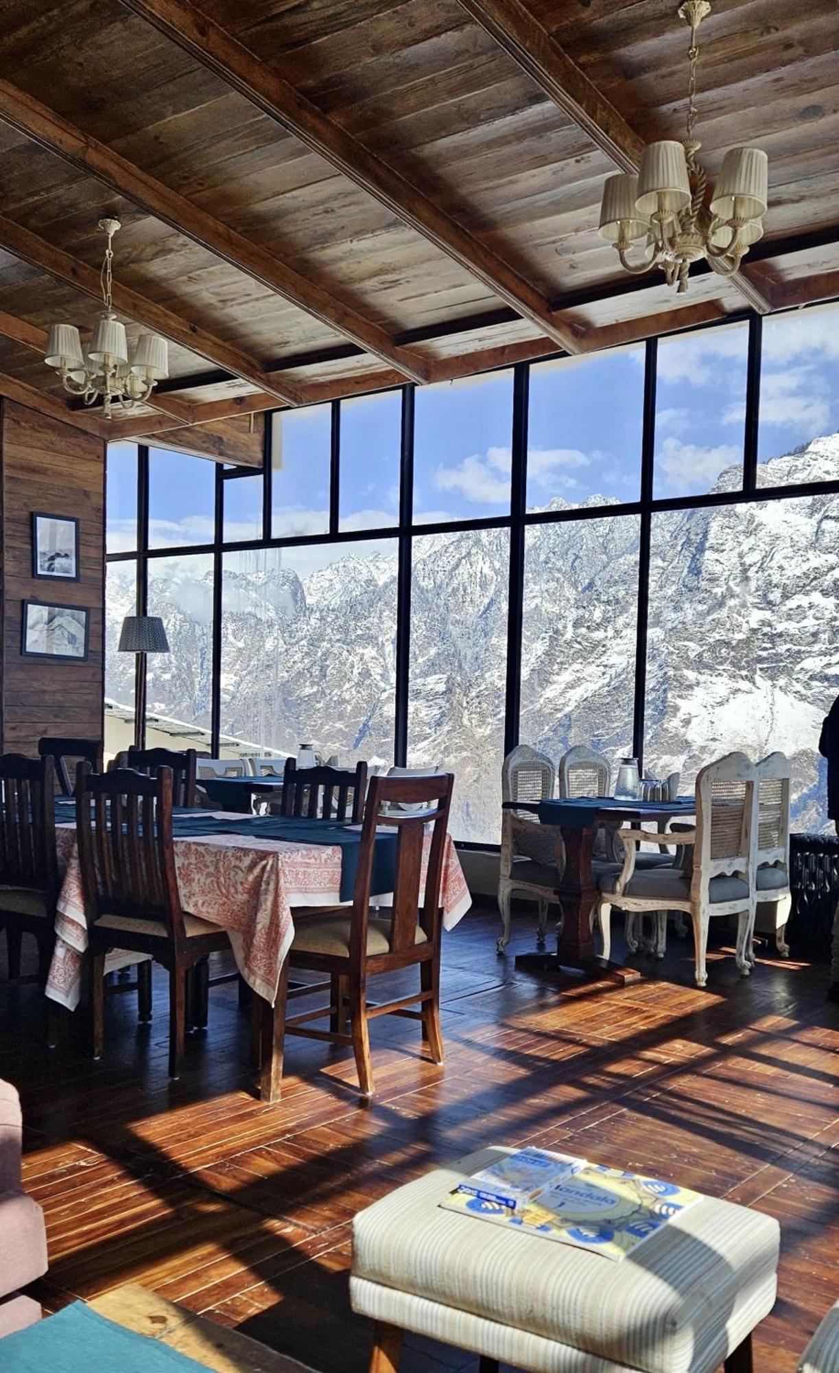 Faraway Cottages, Auli Joshīmath Exteriér fotografie