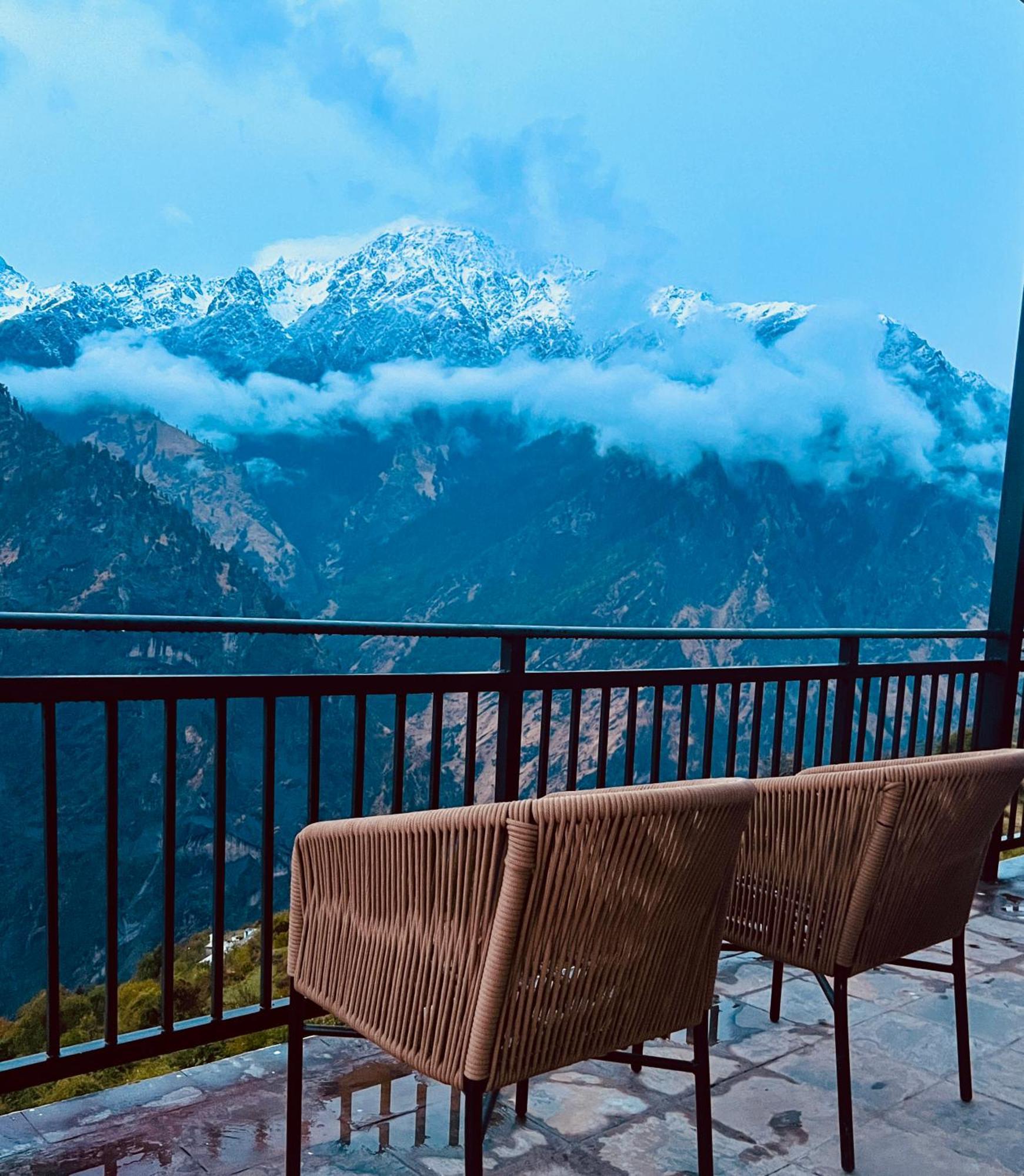 Faraway Cottages, Auli Joshīmath Exteriér fotografie