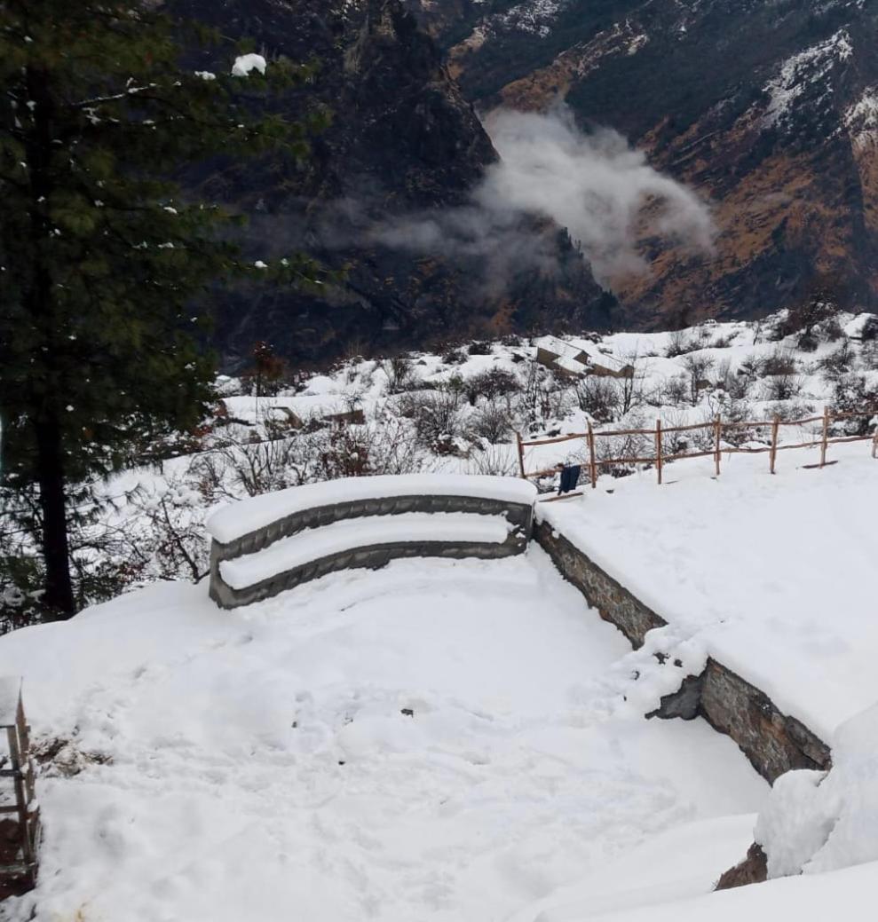 Faraway Cottages, Auli Joshīmath Exteriér fotografie