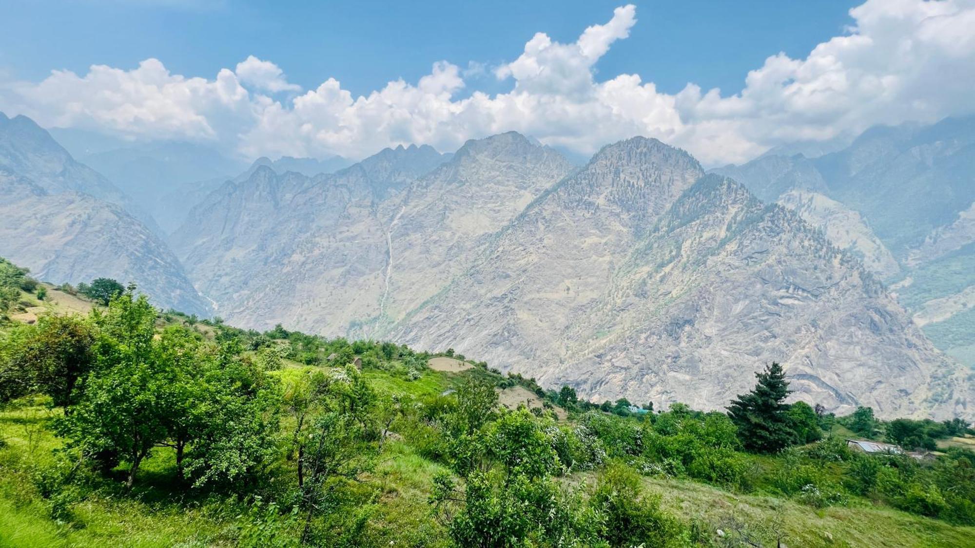 Faraway Cottages, Auli Joshīmath Exteriér fotografie