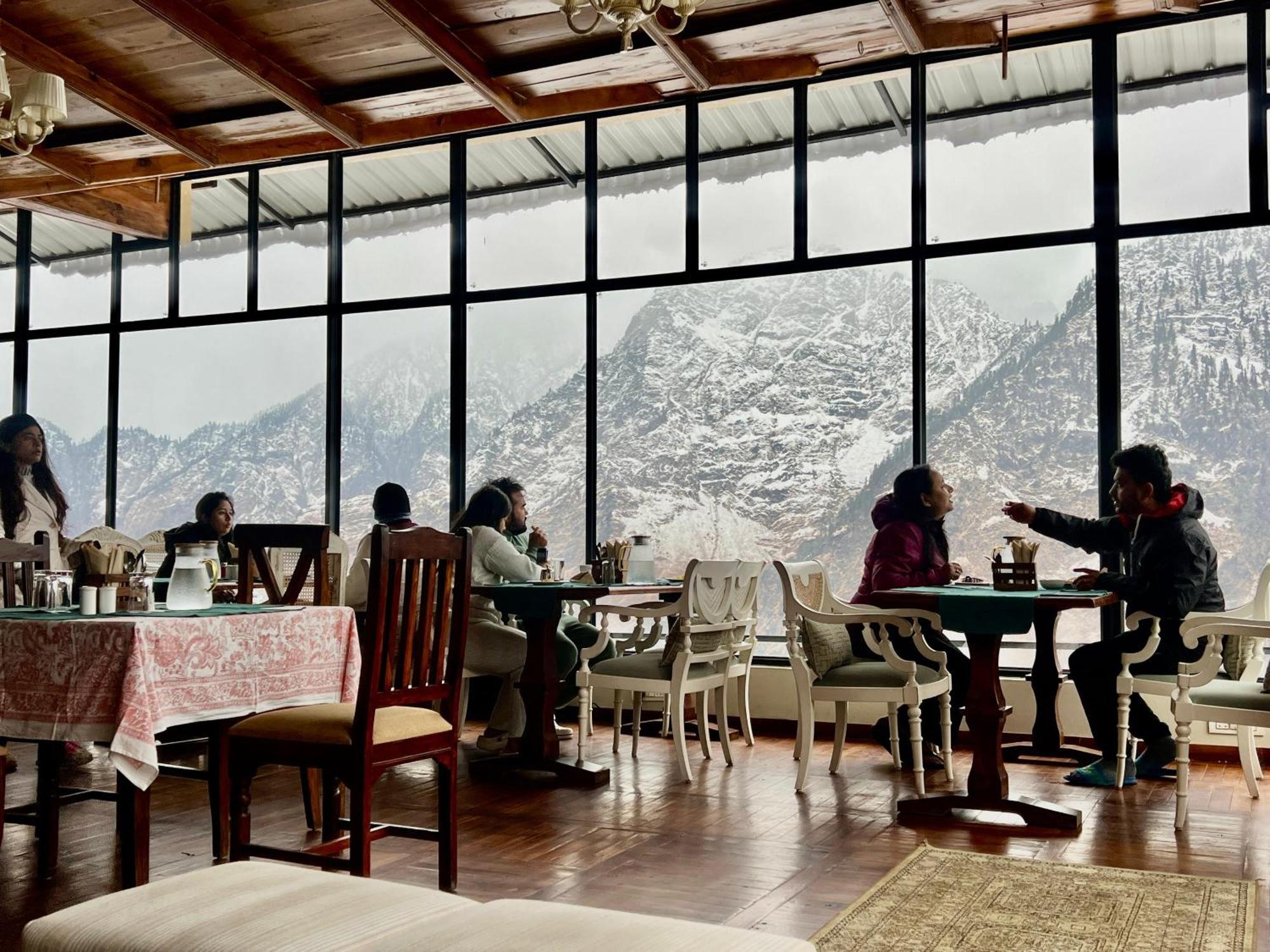 Faraway Cottages, Auli Joshīmath Exteriér fotografie